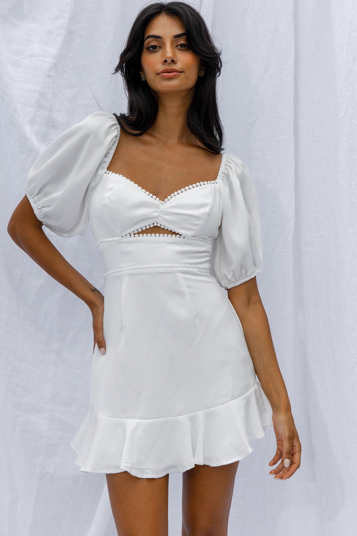 Catch Feelings Sweetheart Neckline Puff Sleeve Dot Trim Dress White