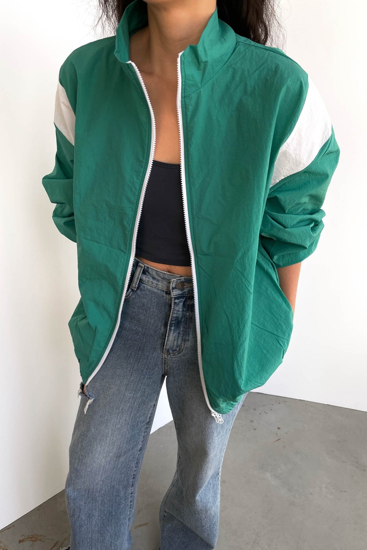OVERSIZED WINDBREAKER
