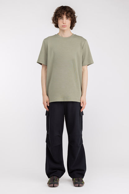 HEAVYWEIGHT CREWNECK T-SHIRT