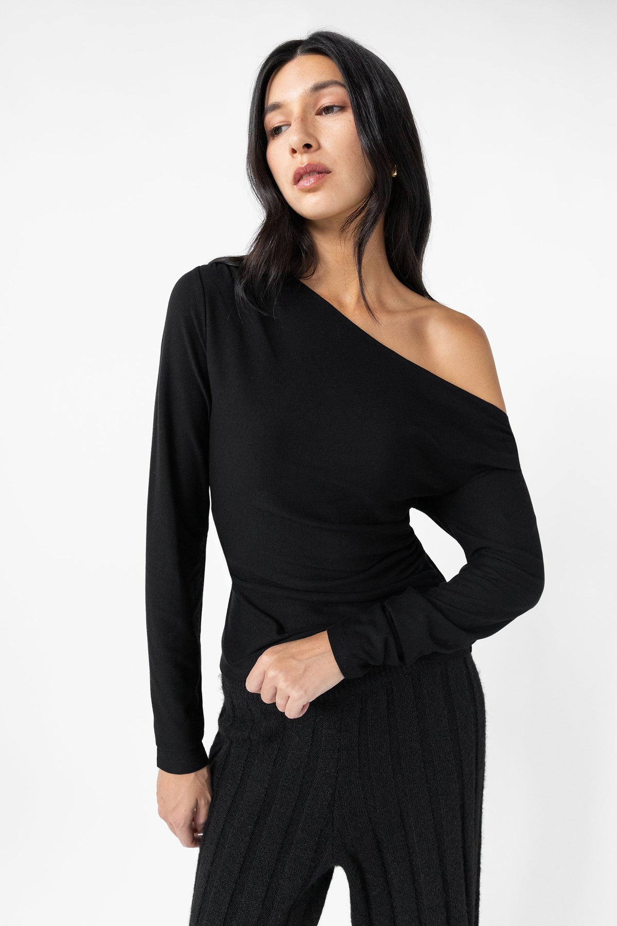 LONG SLEEVE OFF THE SHOULDER TOP