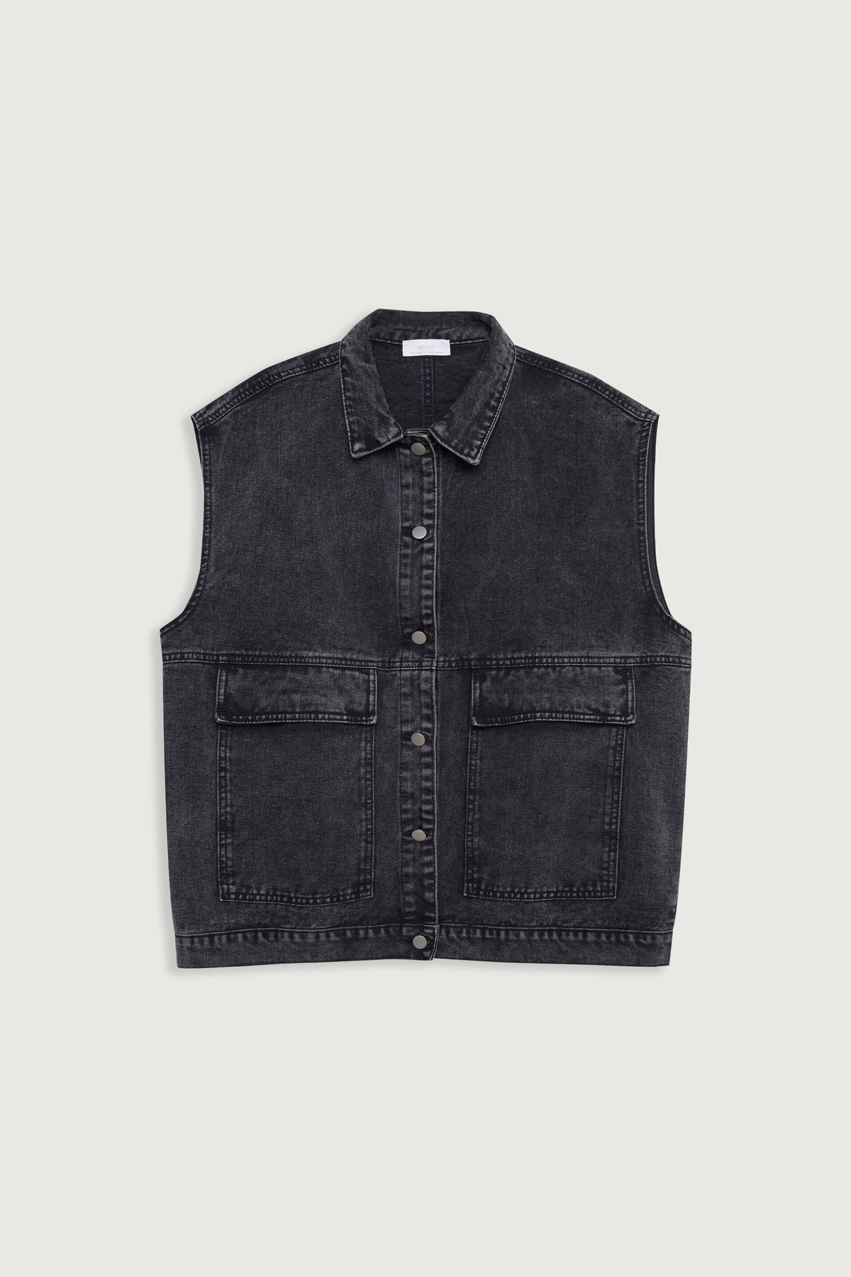 OVERSIZED DENIM VEST