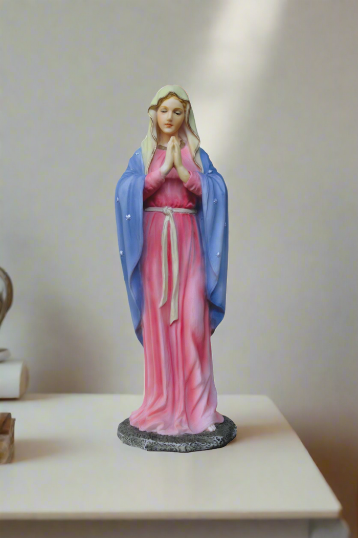Adoring Virgin Statue in Color 8"