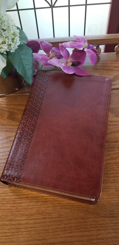 CSB Everyday Study Bible, British Tan (Bible on left in photo)