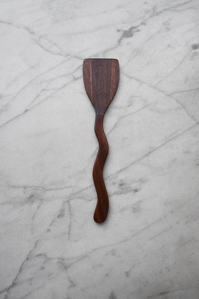 Four Leaf Wood Shop - Flat Line - Squiggly Scraper Spatula - Walnut Wood