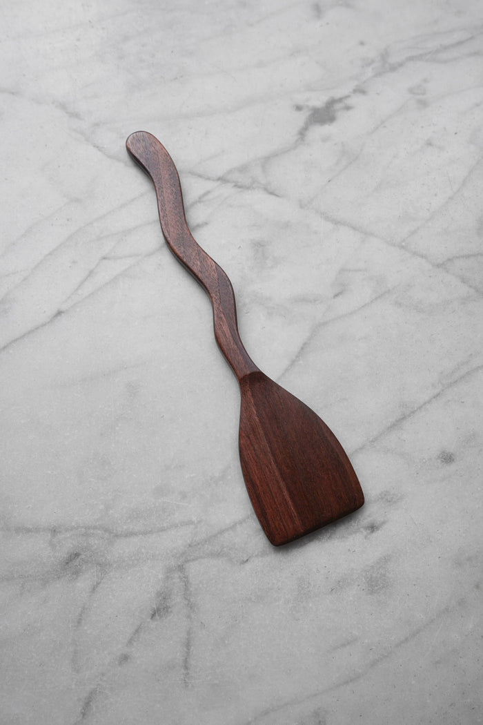 Four Leaf Wood Shop - Flat Line - Squiggly Scraper Spatula - Walnut Wood