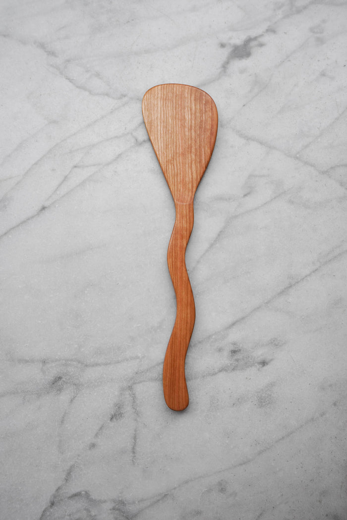 Four Leaf Wood Shop - Flat Line - Squiggly Spatula - Cherry Wood
