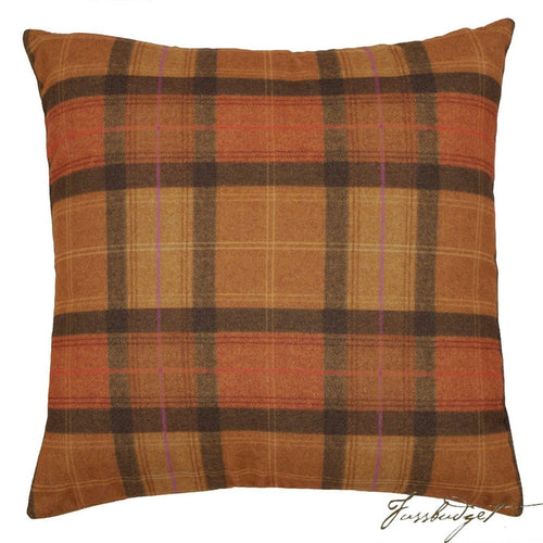 Nancy Pillow - Orange-Fussbudget.com