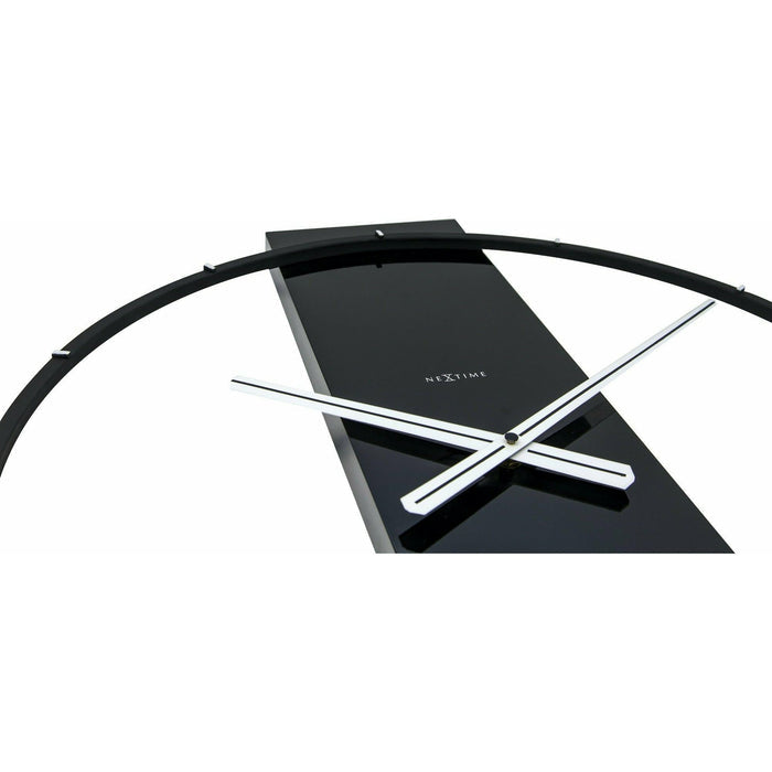 NeXtime - Carl Wall Clock - Time for a Clock
