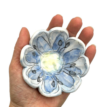 Tiny Flower Dish